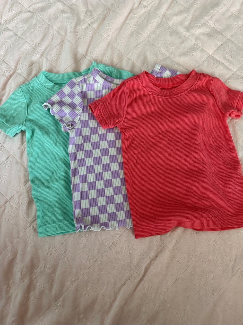 Toddler Ribbed Tee & Shorts Set in Coral, Mint, Pink & Lavender 12-18 months - Picture 2 of 9